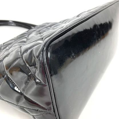 Chanel Tote Reissue Enamel Black — view 5