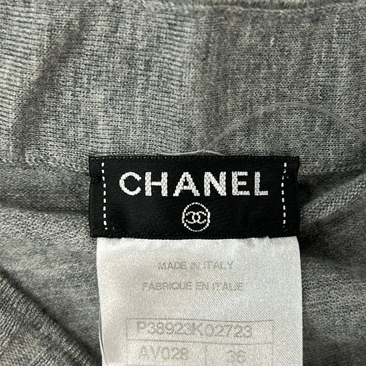 Chanel Long Sleeve Sweater 36 S Light Gray Wool Camellia Cashmere — view 3