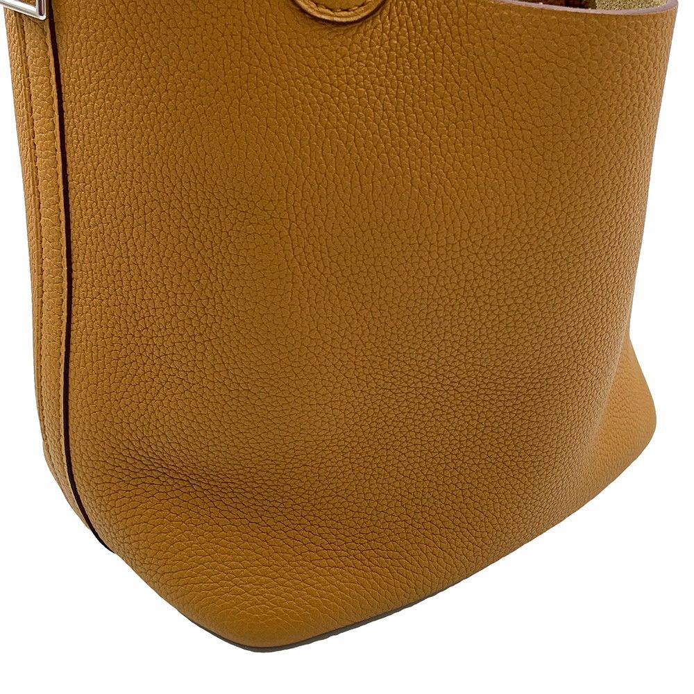 Hermes Handbag Picotin Lock PM Sesame Silver Taurillon Clemence — view 6