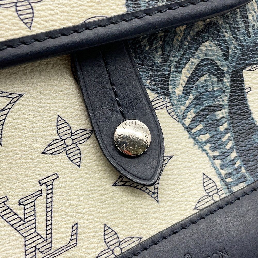 Louis Vuitton Shoulder Bag Messenger BB Monogram Savannah White — view 8