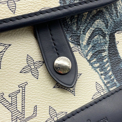 Louis Vuitton Shoulder Bag Messenger BB Monogram Savannah White — view 8