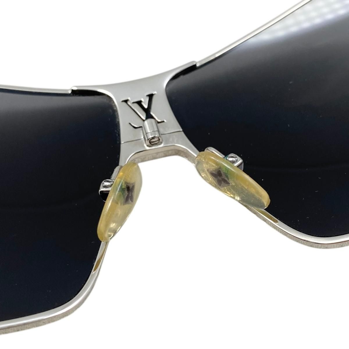Louis Vuitton Sunglasses Conspiration Mask Homme LV Logo Black Silver Eyewear — view 6