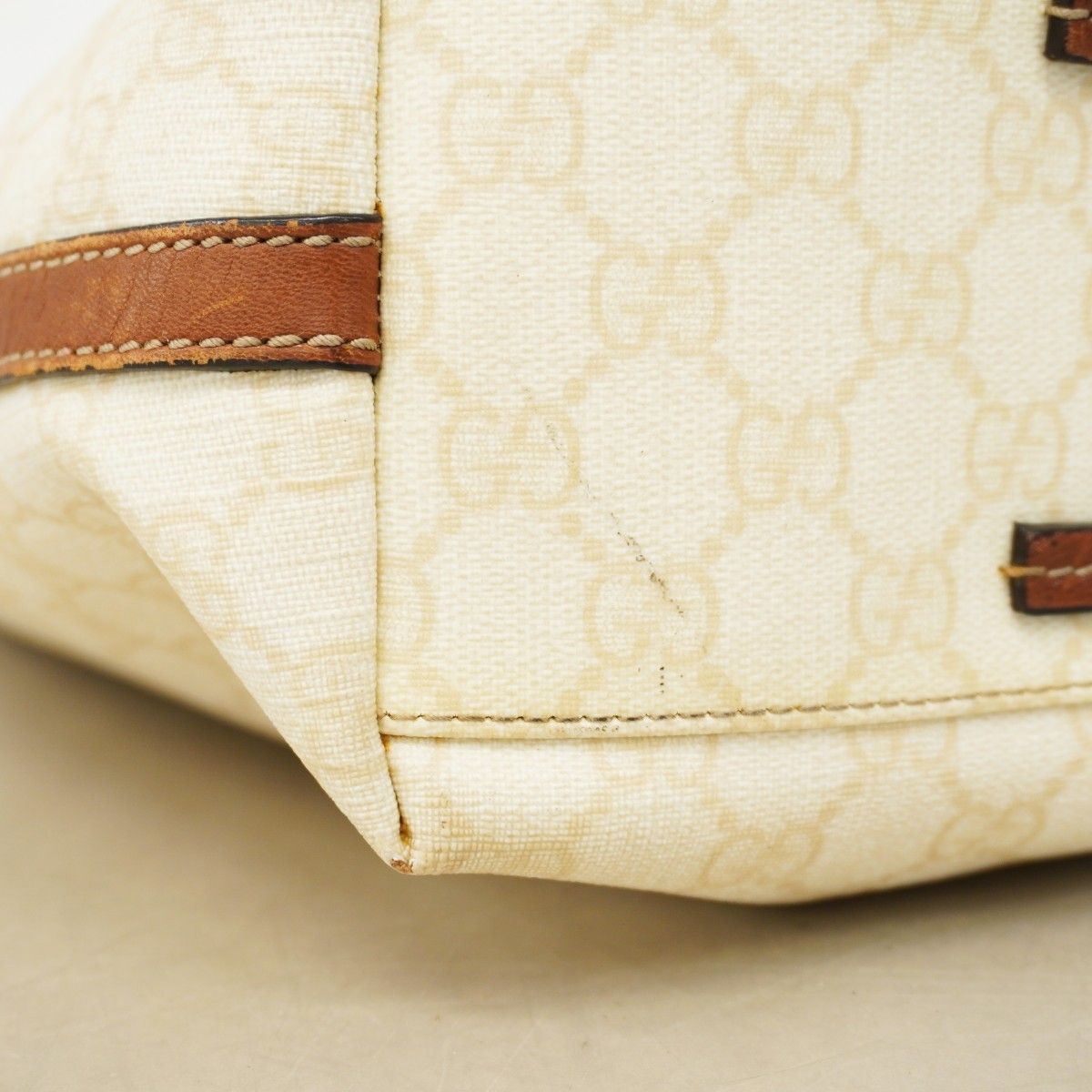 Gucci Tote GG Supreme White Brown Gold — view 9