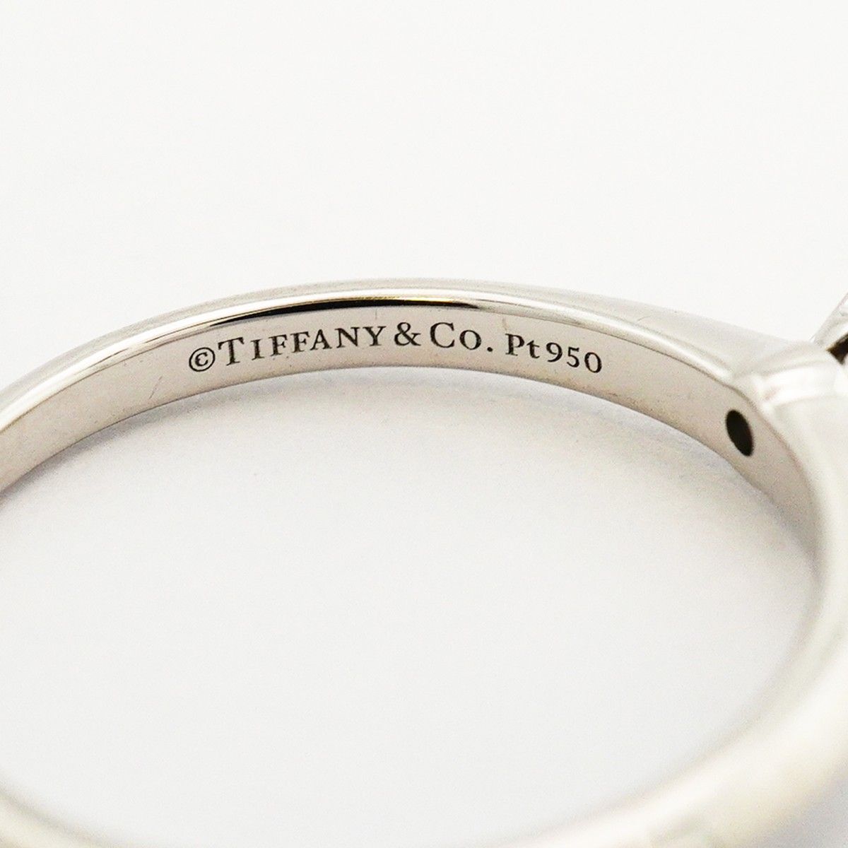 Tiffany & Co Ring Solitaire Platinum Diamond — view 4