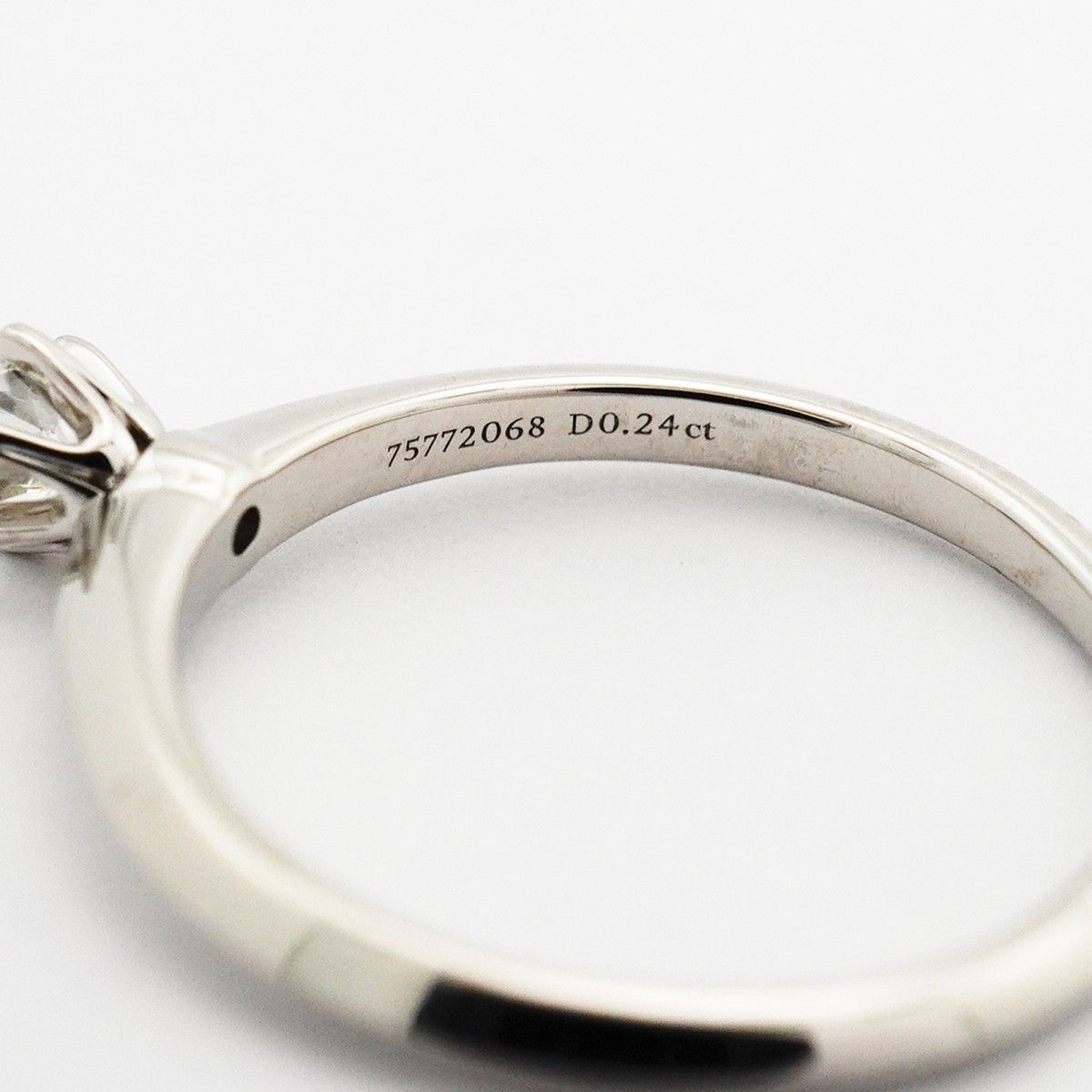 Tiffany & Co Ring Solitaire Platinum Diamond — view 5