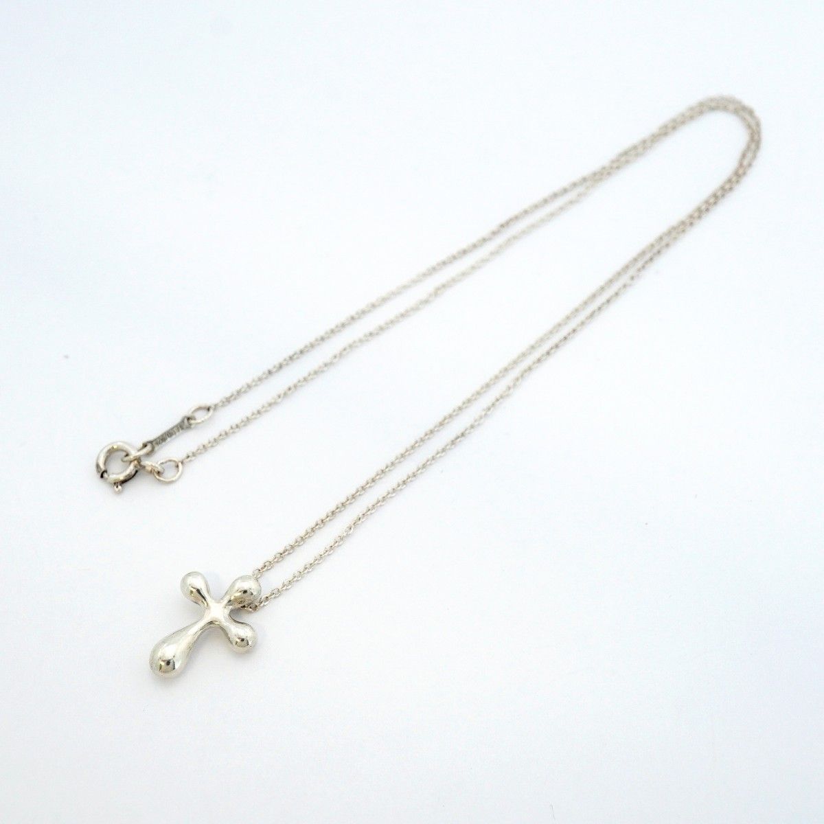 Tiffany & Co Necklace Small Cross Silver — view 3