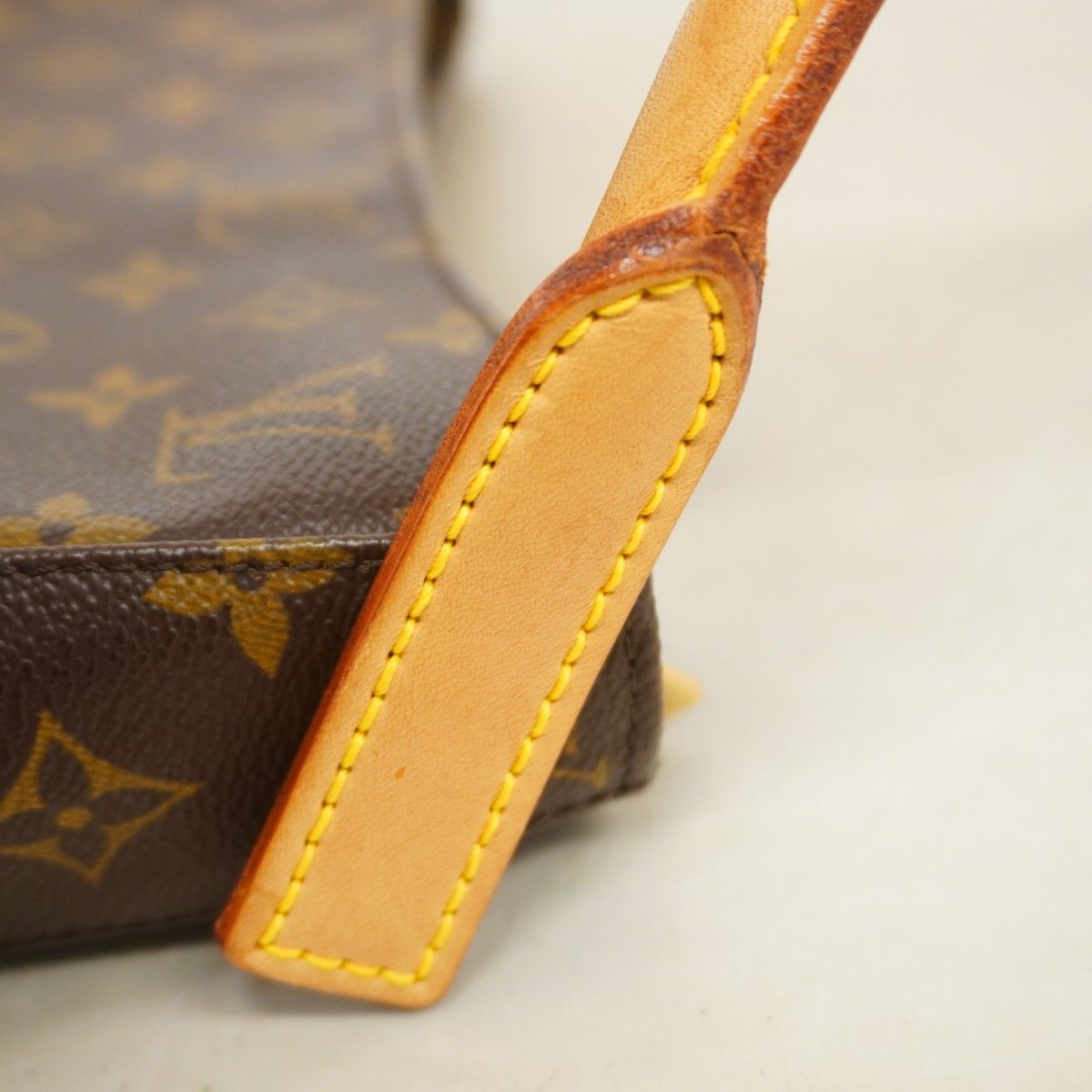 Louis Vuitton Shoulder Bag Monogram Looping GM Brown — view 7