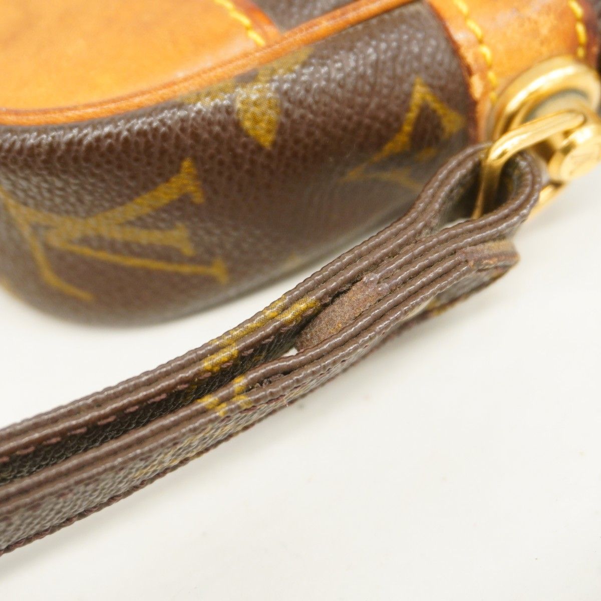 Louis Vuitton Clutch Monogram Marly Dragonne PM Brown — view 9