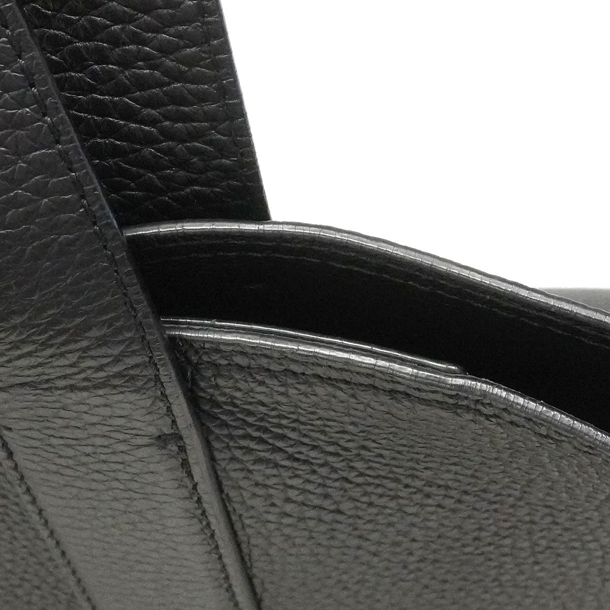 Louis Vuitton Tote Taurillon Cabas Voyage NV Black — view 7