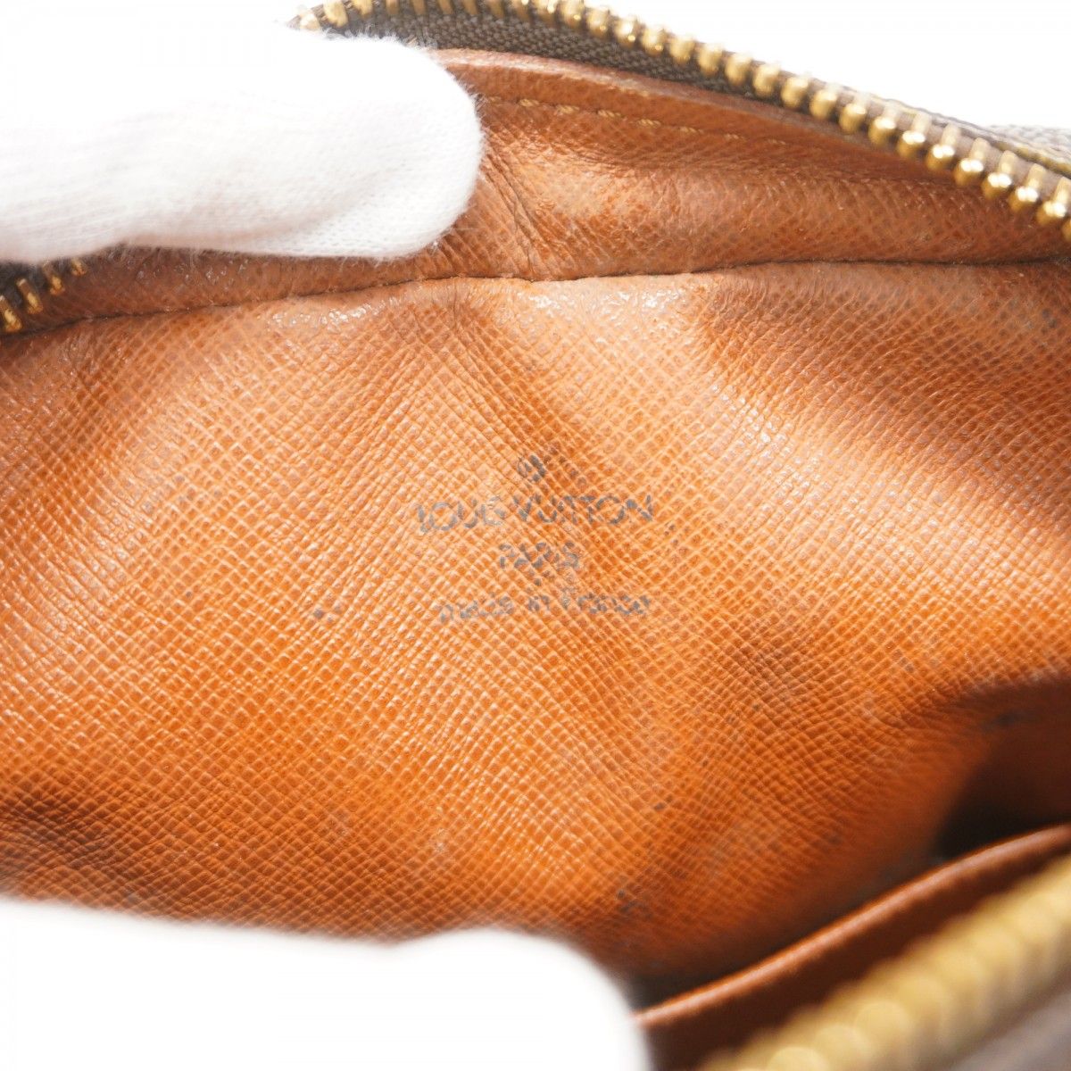 Louis Vuitton Shoulder Bag Monogram Amazon Brown — view 5