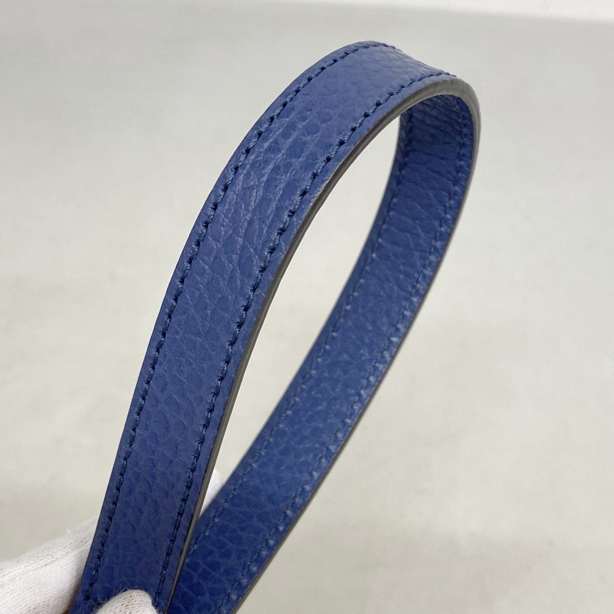 Gucci Shoulder Wallet Interlocking Leather Blue Gold — view 8
