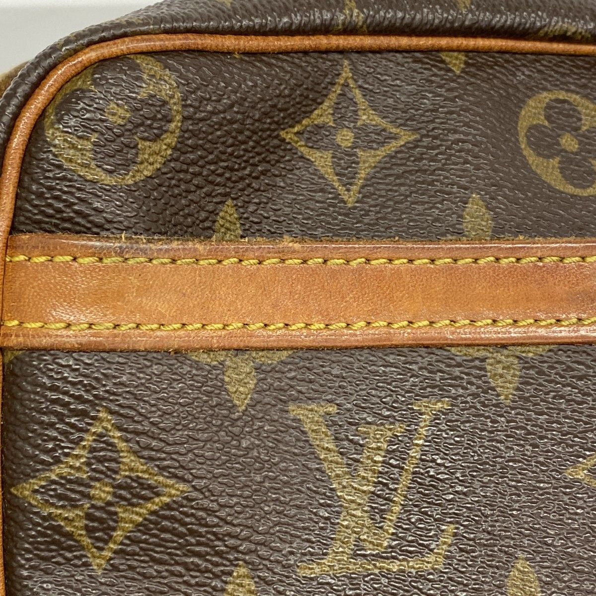 Louis Vuitton Shoulder Bag Monogram Jeune Fille GM Brown — view 9