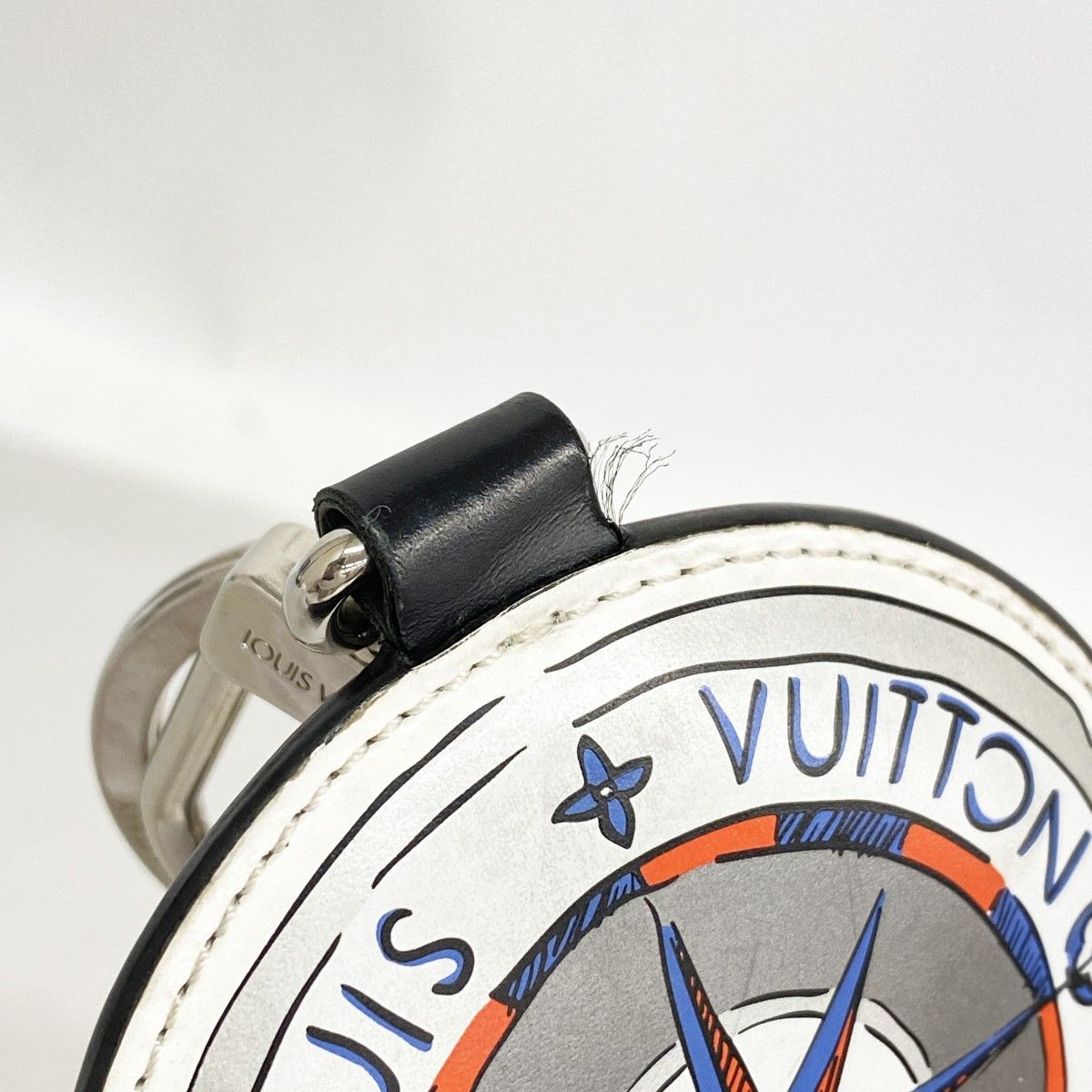 Louis Vuitton Key Holder Charm Damier Graphite Porte Cles Padded Window Rose — view 3