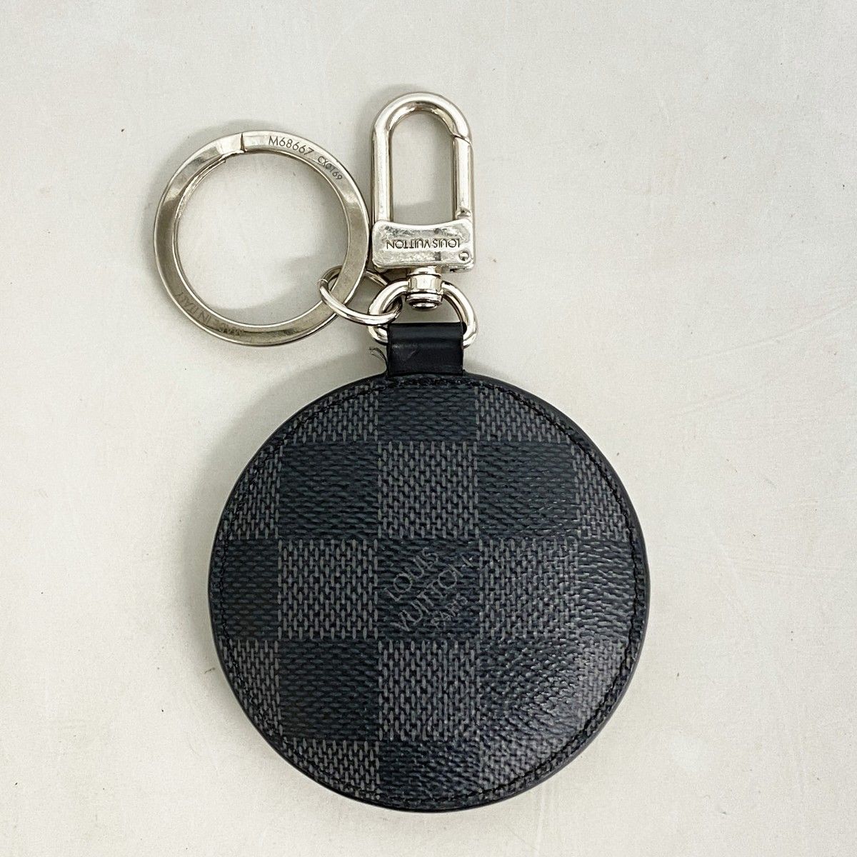 Louis Vuitton Key Holder Charm Damier Graphite Porte Cles Padded Window Rose — view 5
