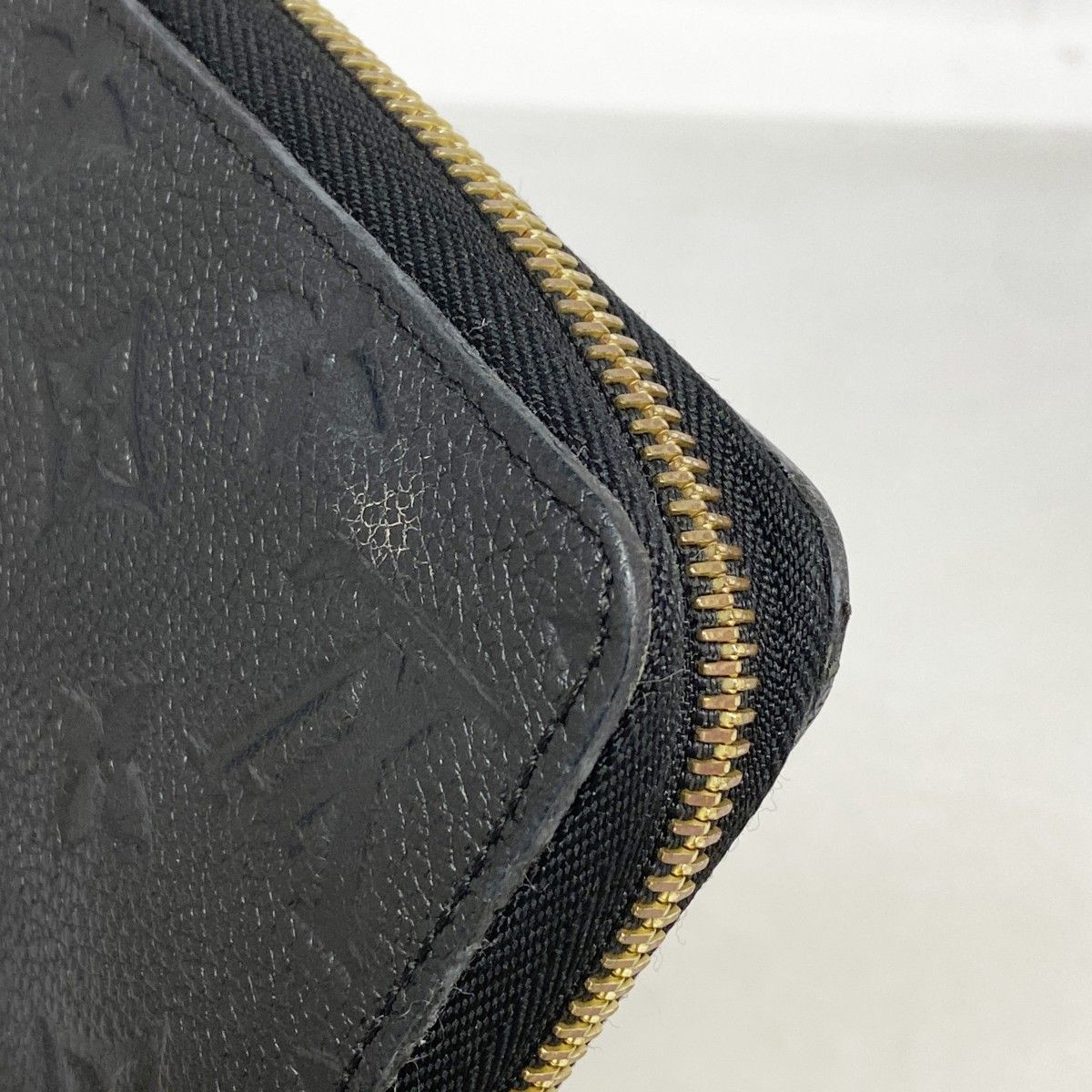 Louis Vuitton Wallet Monogram Empreinte Zippy Noir — view 6