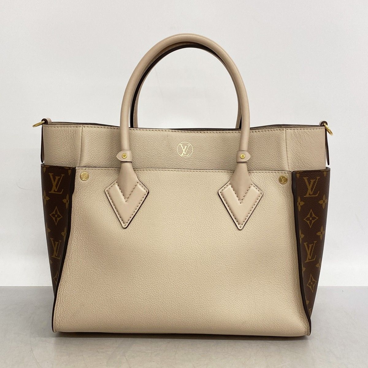 Louis Vuitton Handbag Monogram on My Side Brown Gray — view 7