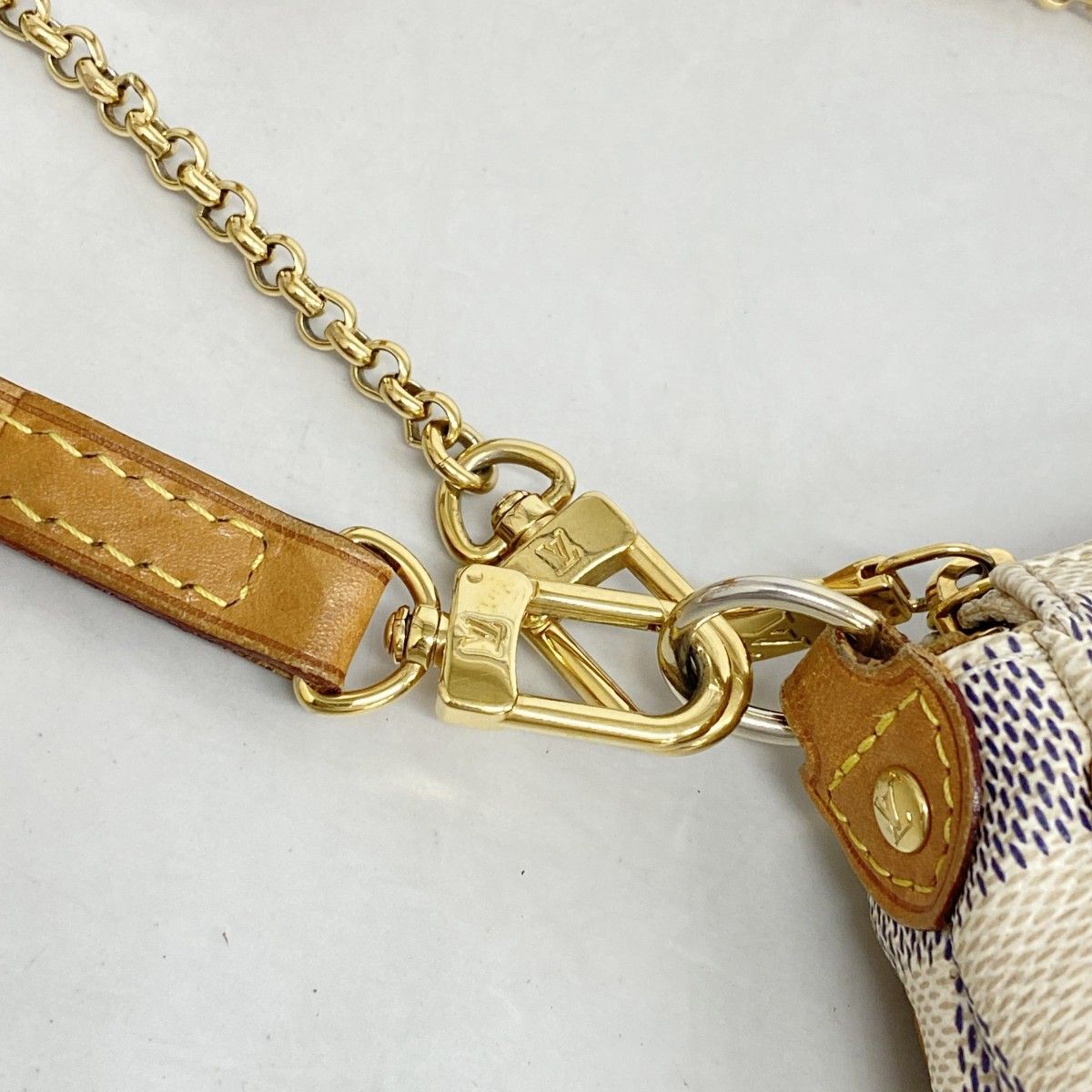 Louis Vuitton Handbag Damier Azur White 2-Way — view 8