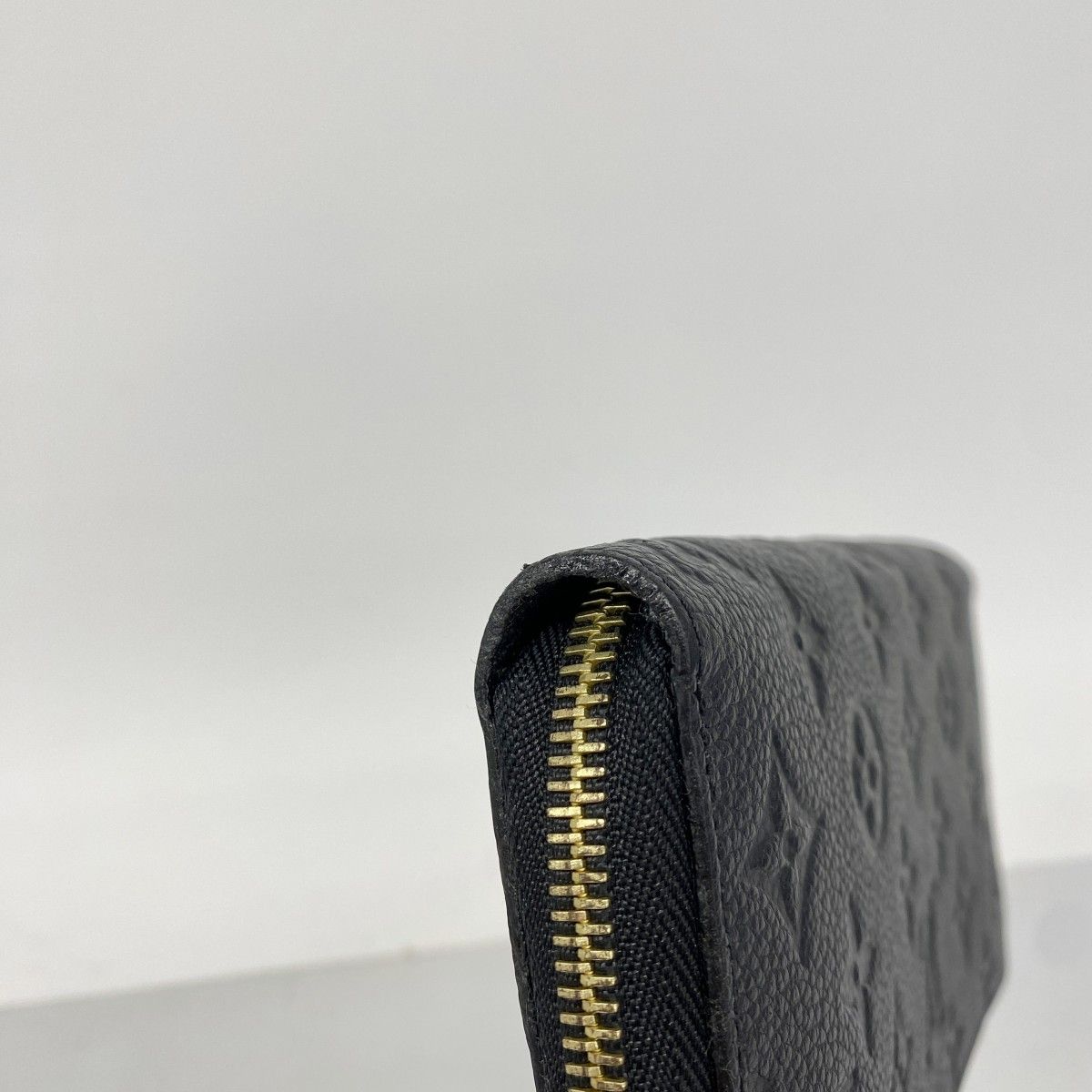 Louis Vuitton Wallet Monogram Empreinte Zippy Noir — view 6