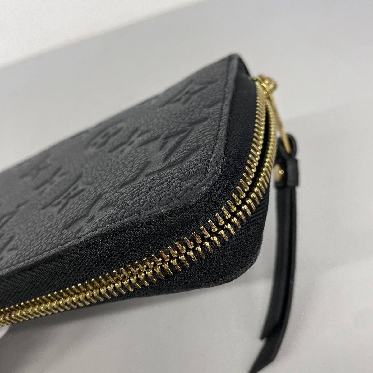 Louis Vuitton Wallet Monogram Empreinte Zippy Noir — view 5