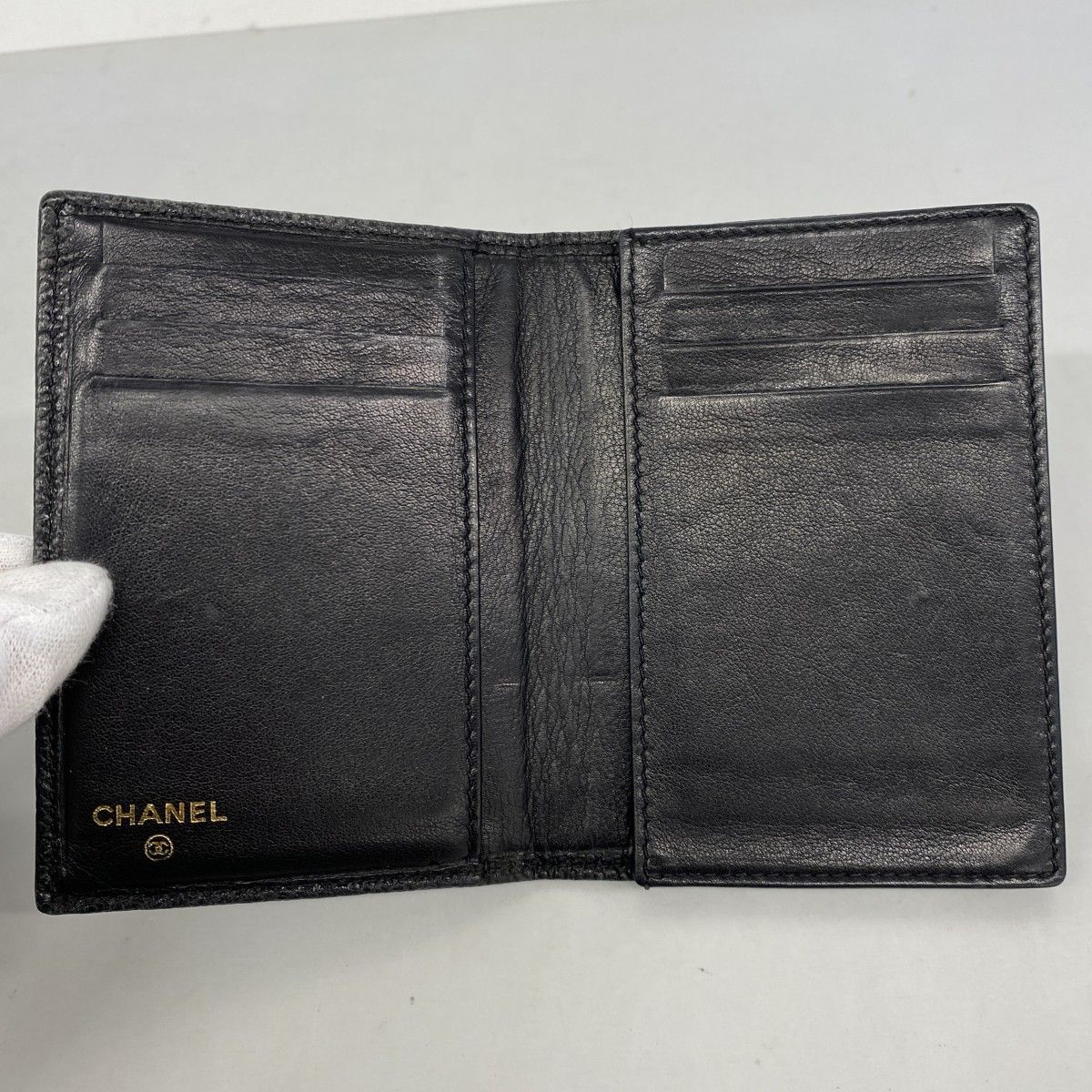 Chanel Card Case Caviar Leather Black Cles — view 3