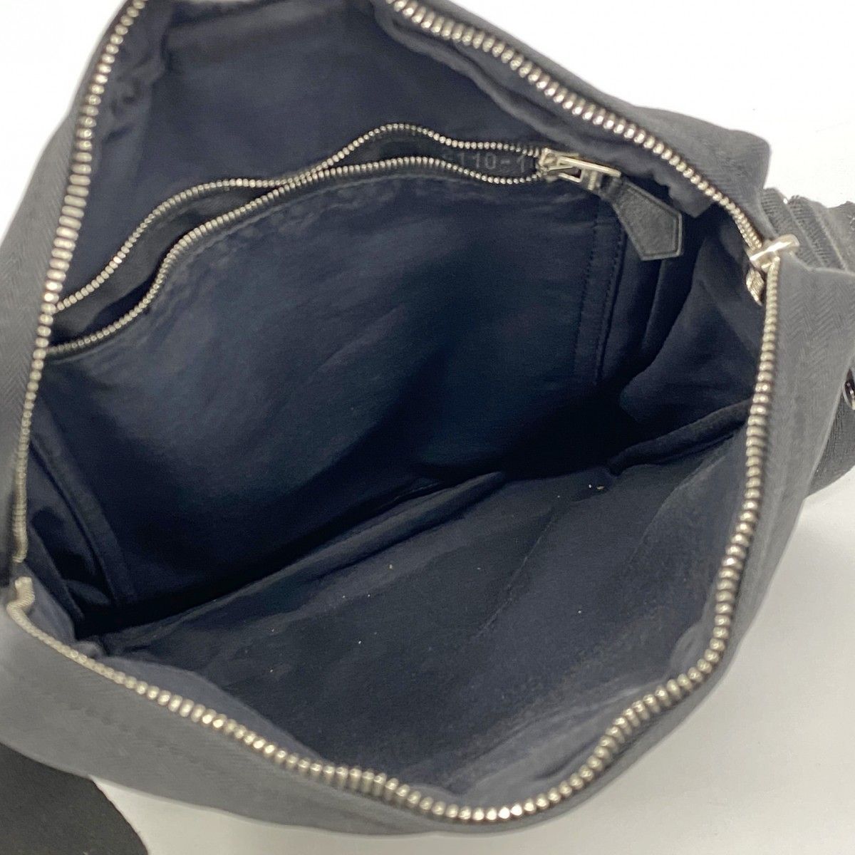 Hermes Shoulder Bag Acapulco Bandouliere PM Toilet Blanc Black Silver — view 4