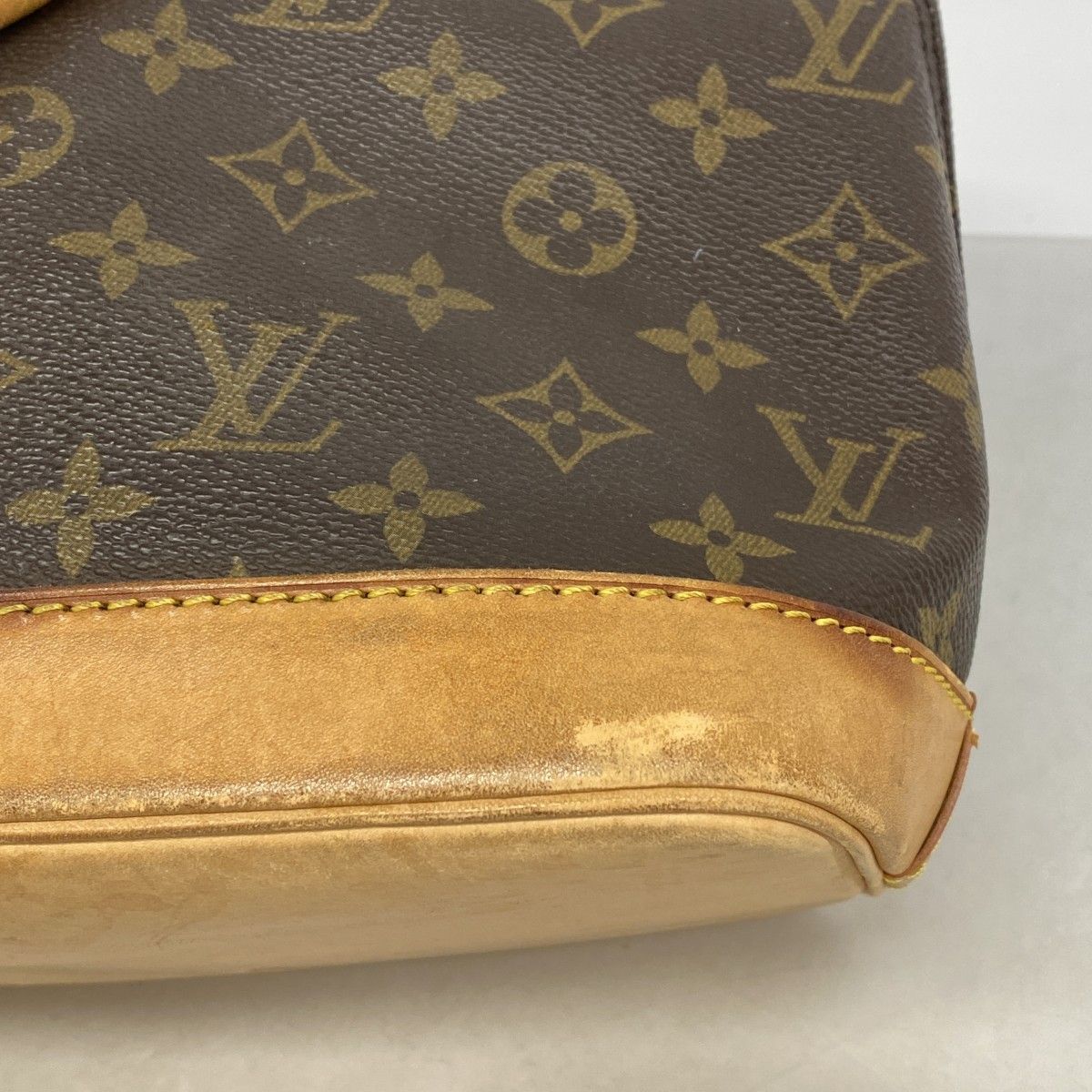 Louis Vuitton Handbag Monogram Alma Brown — view 8