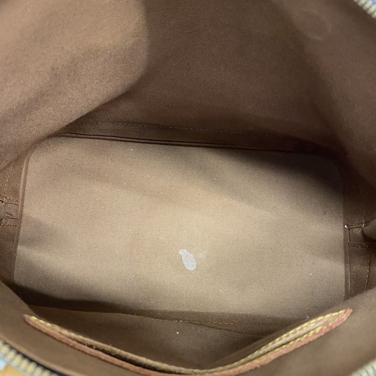 Louis Vuitton Handbag Monogram Alma Brown — view 4