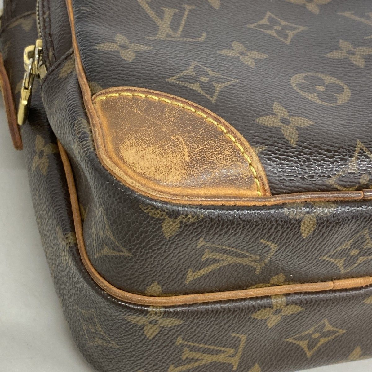 Louis Vuitton Shoulder Bag Monogram Amazon Brown — view 6