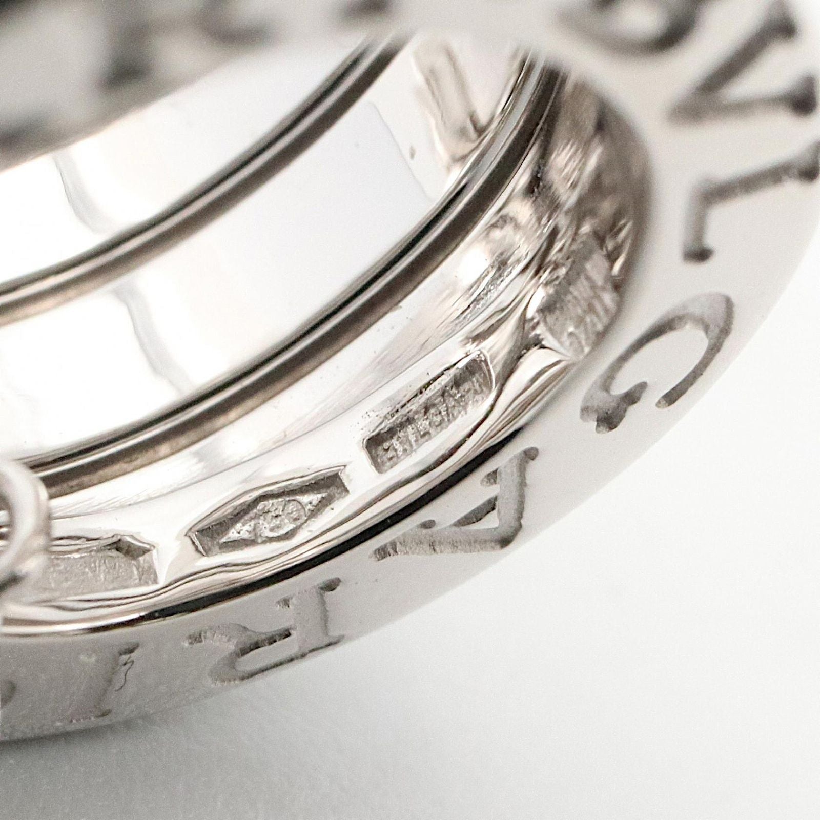 Bvlgari Necklace 40 cm 18k White Gold — view 3