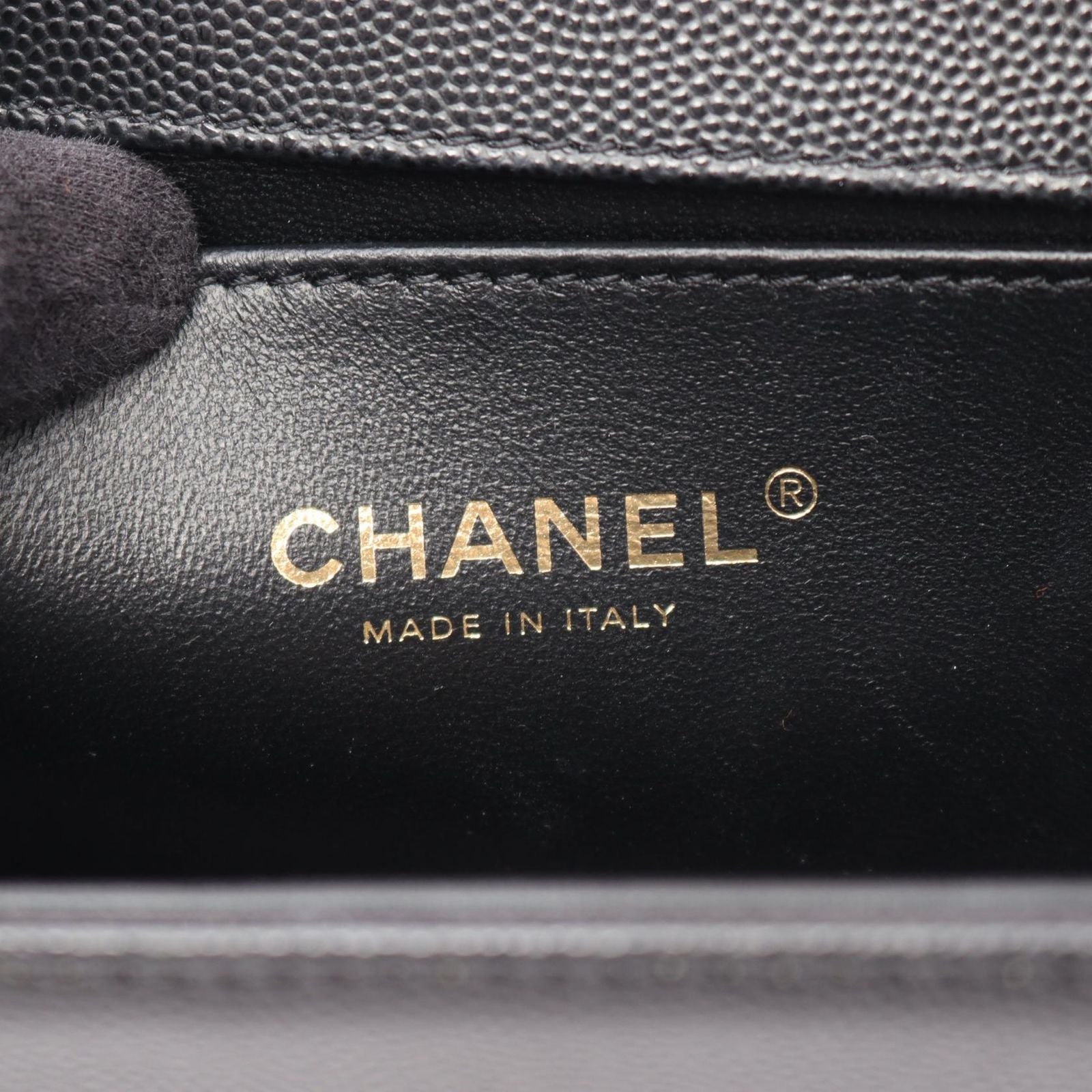 Chanel Shoulder Bag Boy Black Caviar Leather Boy Chain — view 4
