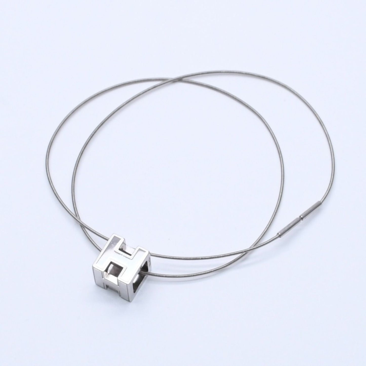 Hermes Cage D'h Cube Wire Necklace Silver — view 2