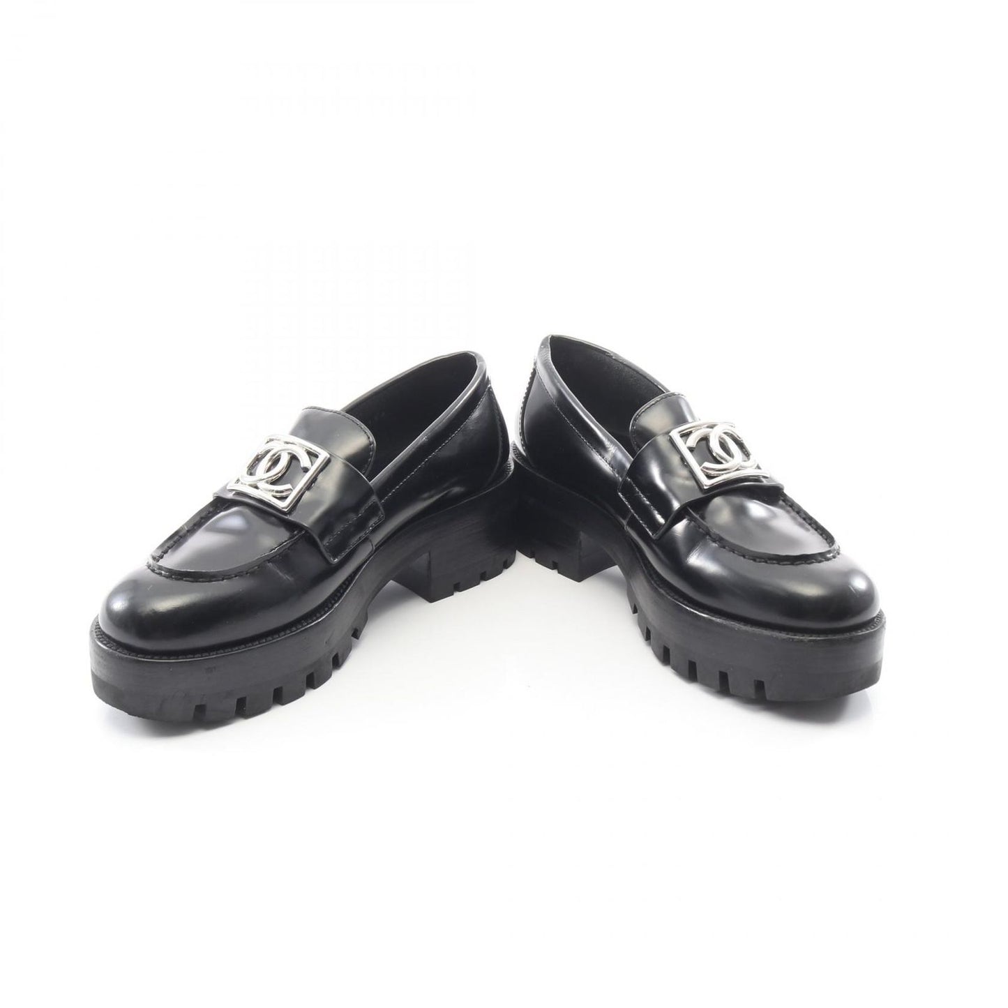 Chanel Loafers CC Logo Black Leather — view 3