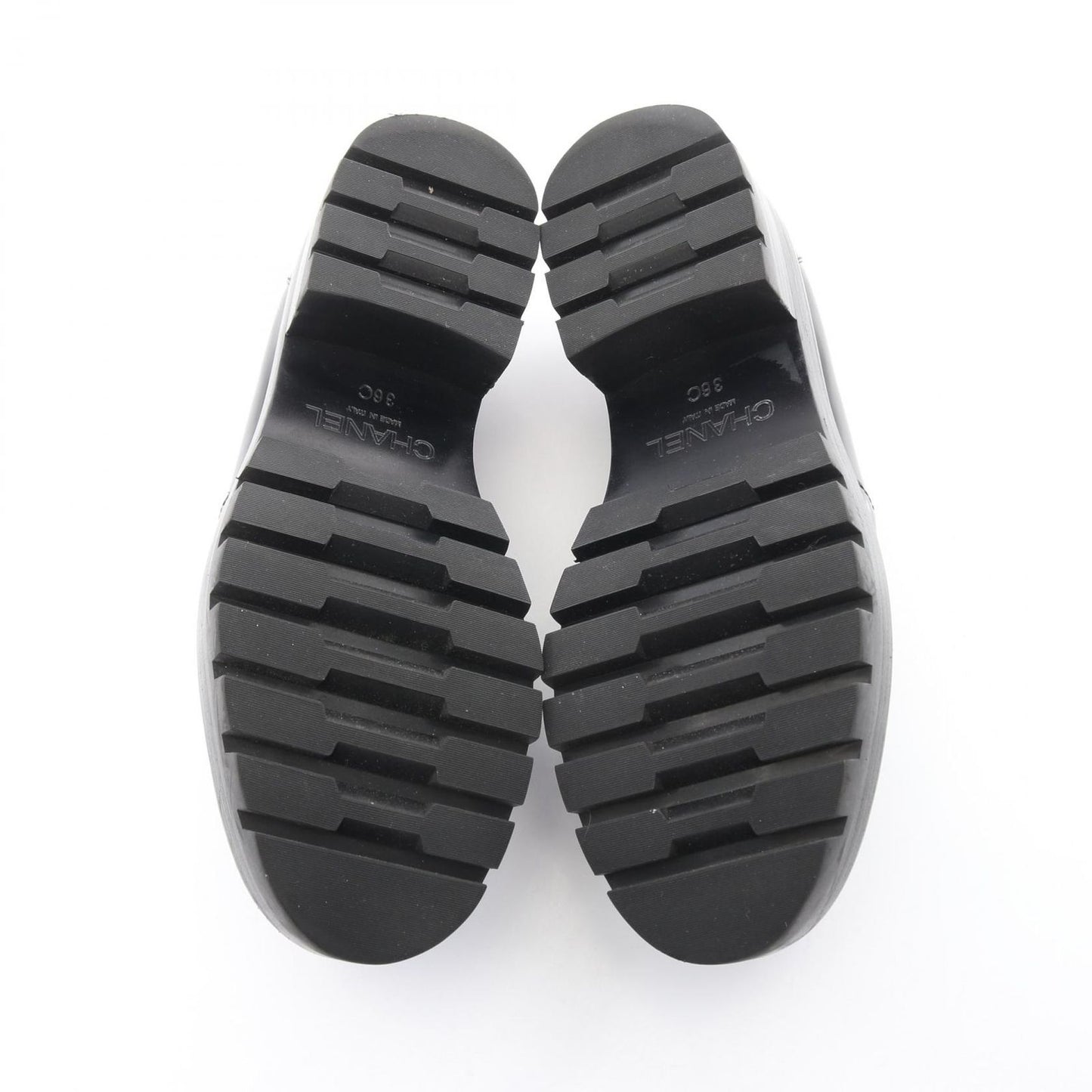 Chanel Loafers CC Logo Black Leather — view 4