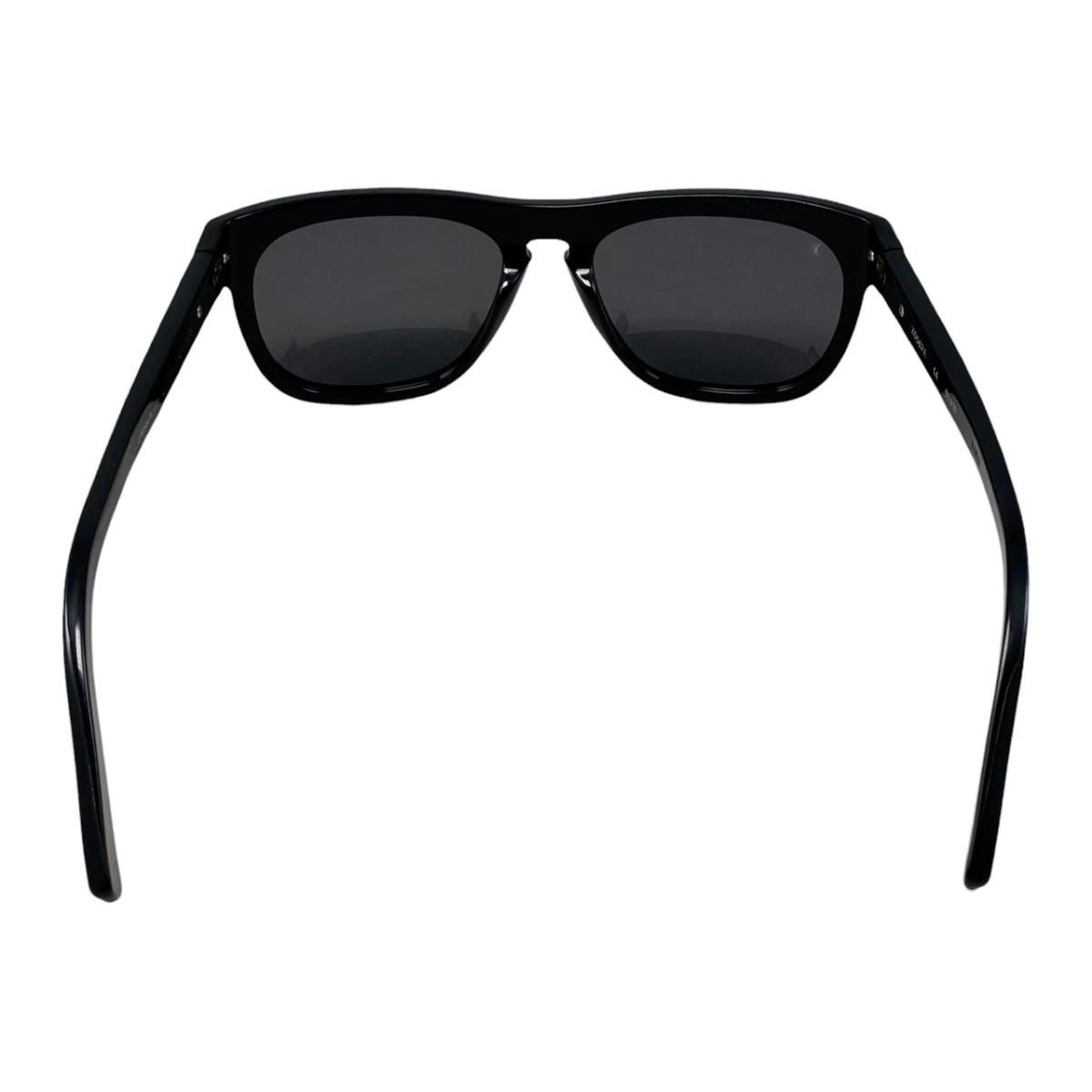Louis Vuitton Sunglasses Possession Carre Logo Wellington Black Eyewear — view 4