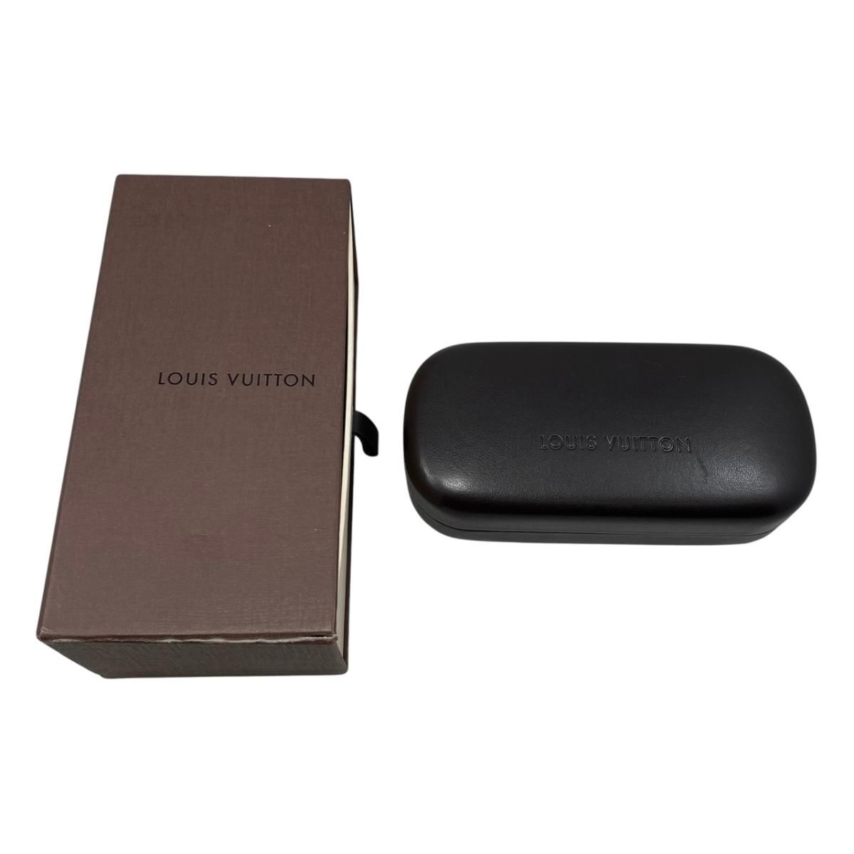 Louis Vuitton Sunglasses Possession Carre Logo Wellington Black Eyewear — view 7