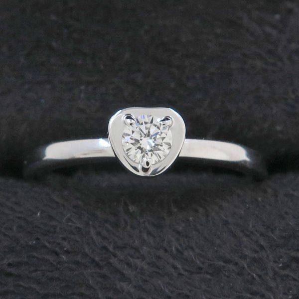 Cartier Diamant Leger Ring