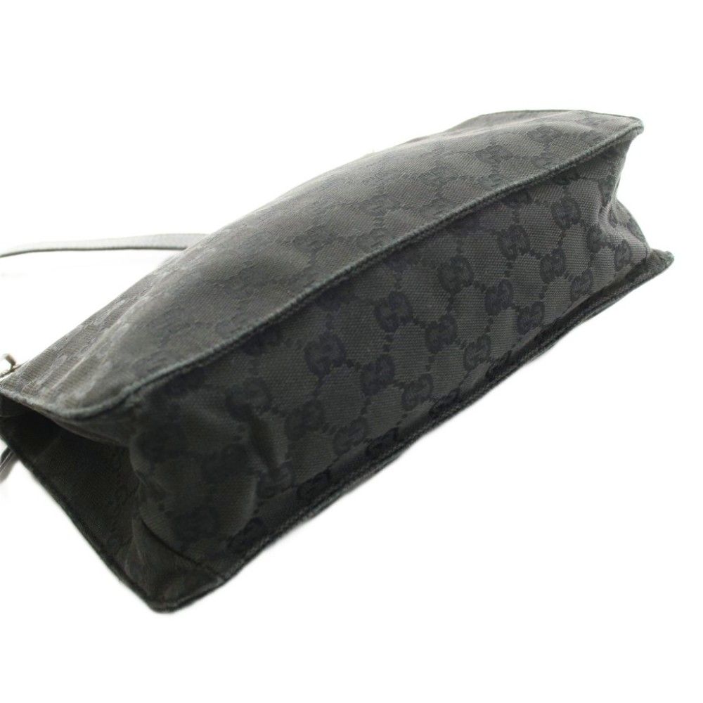 Gucci GG Pattern Shoulder Bag Black Corner — view 4