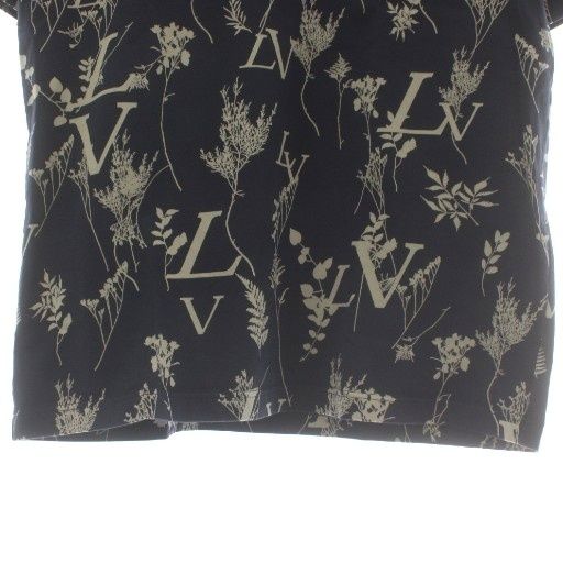 Louis Vuitton LV Leaf Discharge T-Shirt Short Sleeve Crew Neck Logo All Over — view 6