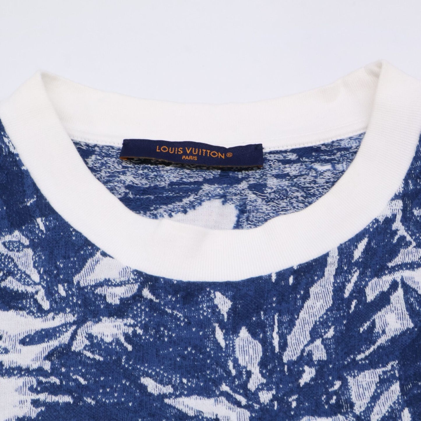 Louis Vuitton Graphic Monogram T-Shirt — view 6