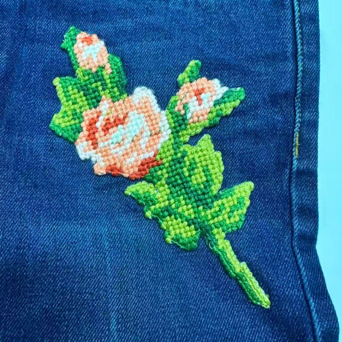 Gucci Denim Pants Tiger Flower Embroidery Blue — view 6