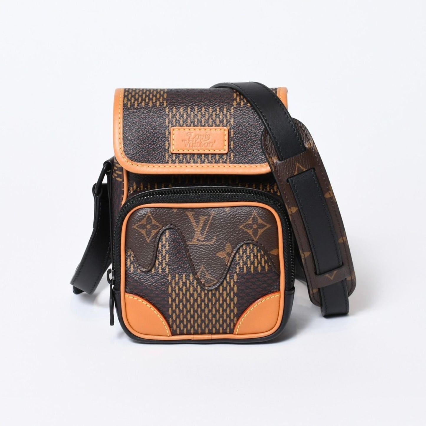Louis Vuitton Amazon Messenger Shoulder Bag Damier Giant NIGO LV Squared