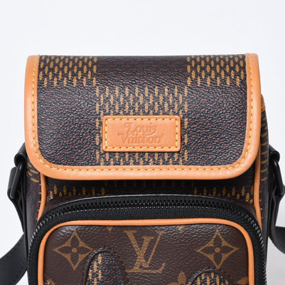 Louis Vuitton Amazon Messenger Shoulder Bag Damier Giant NIGO LV Squared — view 5