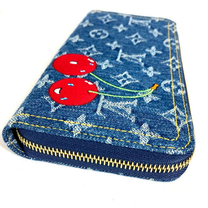 Louis Vuitton Wallet LV TM Zippy Blue — view 3