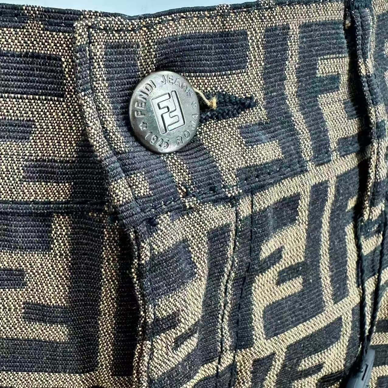 Fendi Zucca Pattern Skirt Brown 42 — view 3