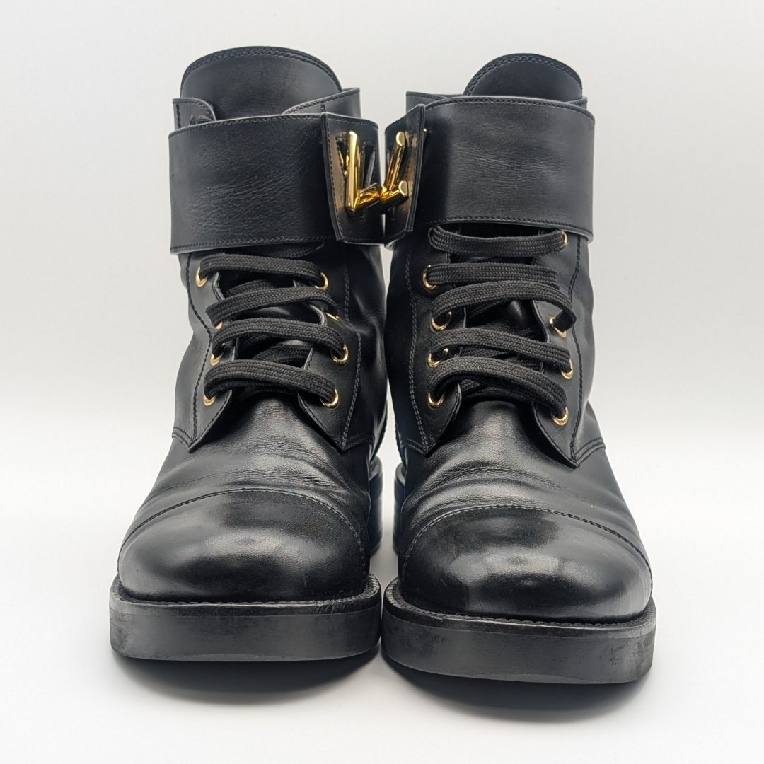 Louis Vuitton Wonderland Line Leather Flat Ranger Boots Black Twist Shoes — view 4