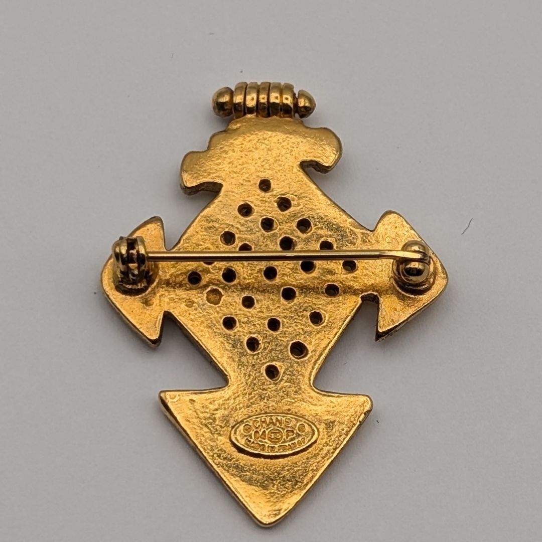 Chanel Brooch CC Logo Gold Cross Vintage — view 4