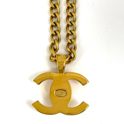 Chanel CC Logo Chain Necklace Turnlock Gold Plated — view 2
