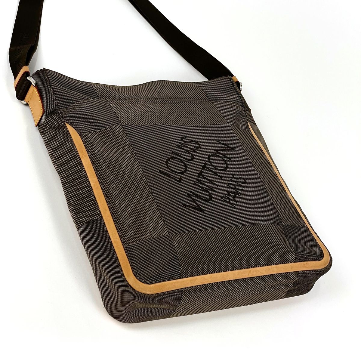 Louis Vuitton Companion Shoulder Bag Damier Geant Tail — view 2