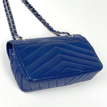 Chanel Stitch Chain Shoulder Bag CC Logo Chez Blanc Caviar Leather Blue — view 2