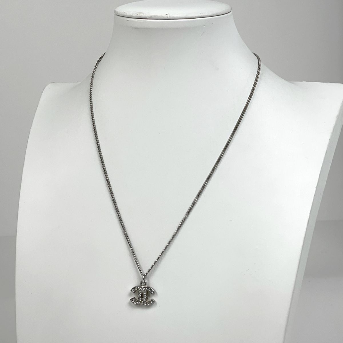 Chanel CC Logo Rhinestone Necklace Silver Plated — view 7